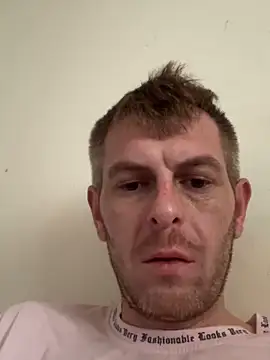 adrian90bi11 Chat XXX live