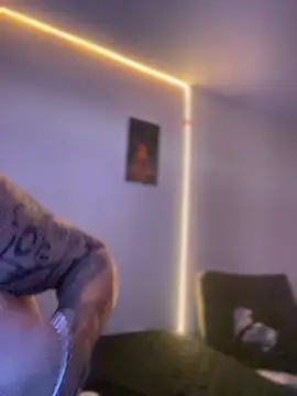 AlphaMasterXxx Chat XXX live