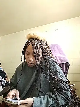 SITHANDRAH: απευθείας συνομιλία ΧΧΧ