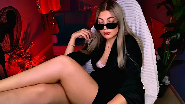 Chatroom XXX en direct de HyileyClark