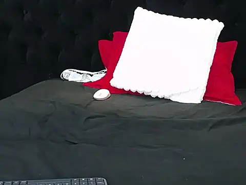 Oswalldo__ Chat XXX live