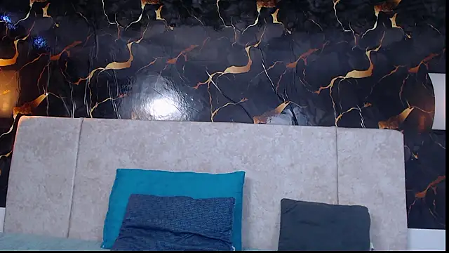 adriscute's Live XXX Chat