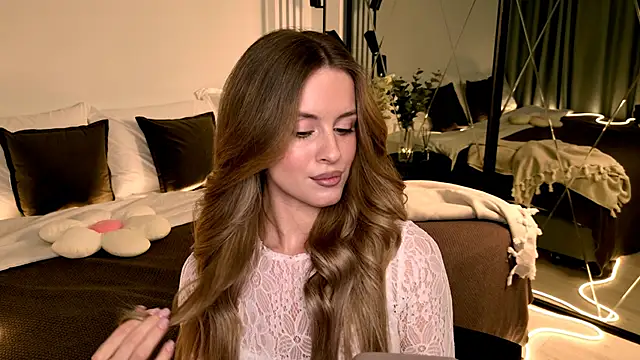 RozzitaBedberry 即時 XXX 聊天