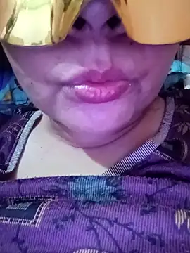 Gujju_bhabhi69 Live XXX-Chat