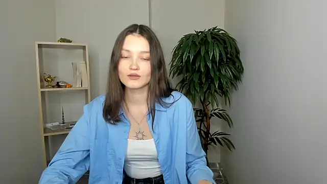 XXX chat uživo modela GussieGoold