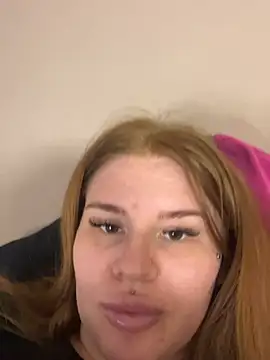 RedFoxQueen webkamerás műsora