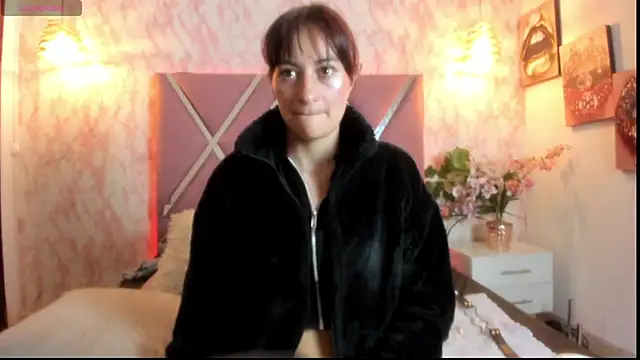 Candy_Hott7 élő XXX-chatje