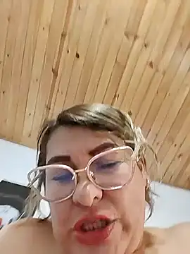 AlexxiaaMat's Live XXX Chat