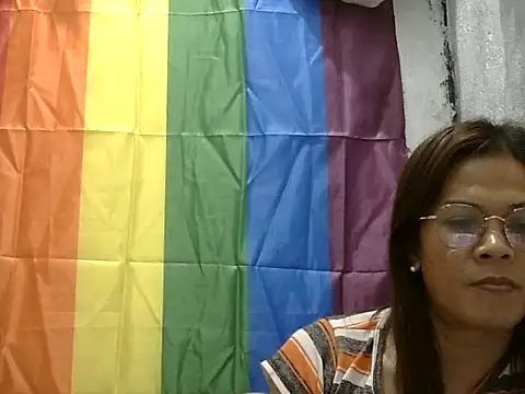 juicycum069's Webcam Show