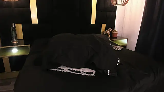 Lucio__Fox Chat XXX in diretta