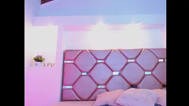 MERLIA_01 Chat XXX live