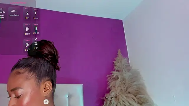 دردشة Brunna-Brownn الجنسية المباشرة