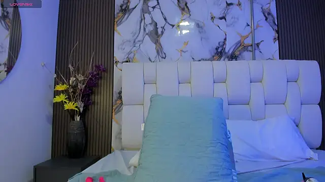 alisstarrのウェブカメラショー