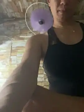 manilafoxts webkamerás műsora