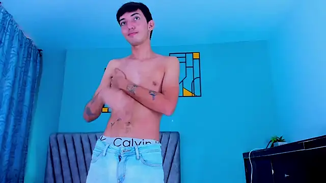 Maikol_Ortiz Show in webcam