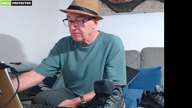 bluedae1 Show Webcam