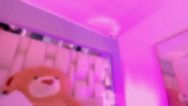 AishaKassandra 即時 XXX 聊天