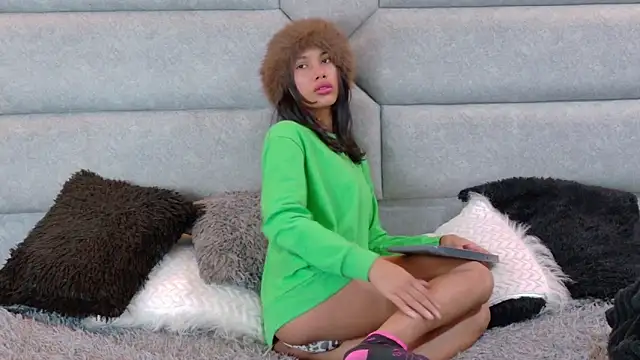 Chat XXX en directo de EsmeraldaBlake