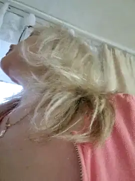 gentleblonde Chat XXX live