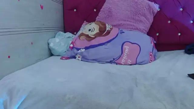 Živý XXX chat Ariasmithog