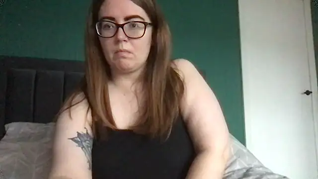 CurvyBx's Webcam Show