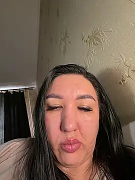 Naughtbaby_2025's Live XXX Chat