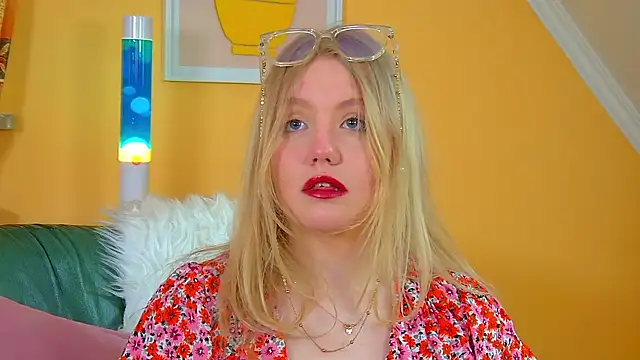 Živý XXX chat EmilyEvanse