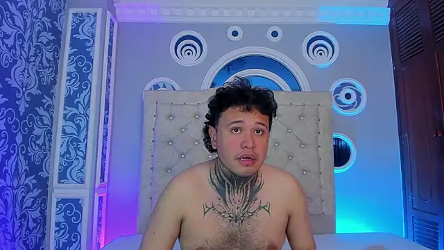 Chat +18 de Beele_and_Evie ao vivo