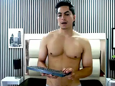 Alex_Wolft's Live XXX Chat