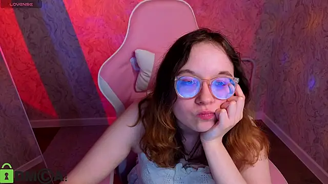 Aleks-caster Live XXX-Chat