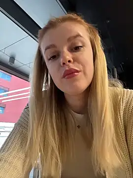 Živý XXX chat HarrietDart