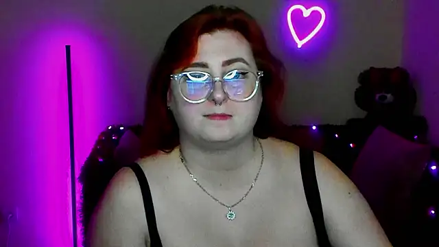 Chat +18 de Alicia_love00 ao vivo