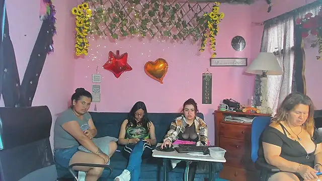 Živý XXX chat lesbiancuple