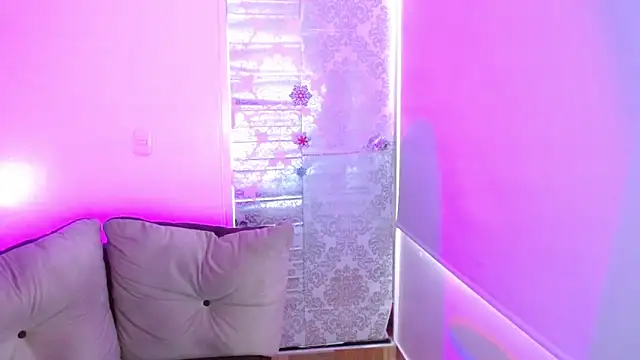 XXX chat uživo modela milfrousse