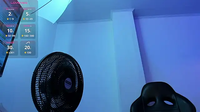 Hanna_Becker_ Chat XXX in diretta