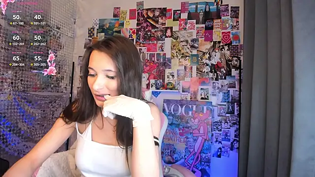 Chat +18 de Lillie_Miller ao vivo