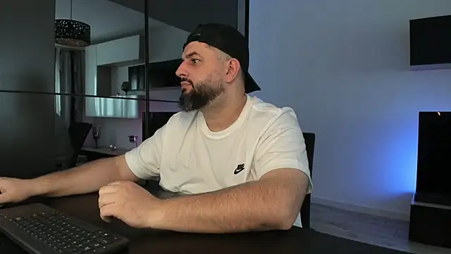 DravenPeak's Live XXX Chat