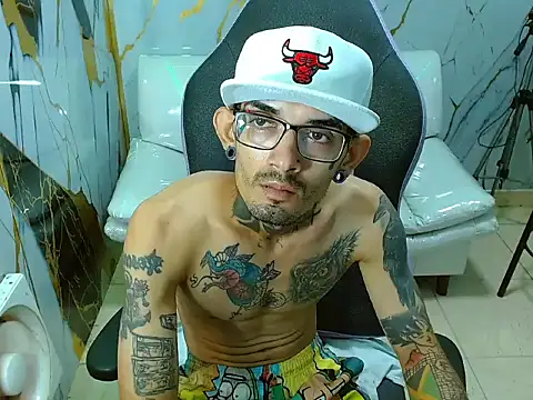 Boy_tatto77 라이브 XXX 채팅