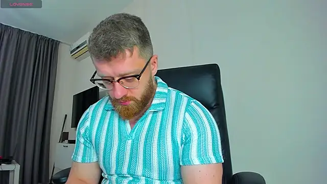 Chat XXX Live Findom_guy