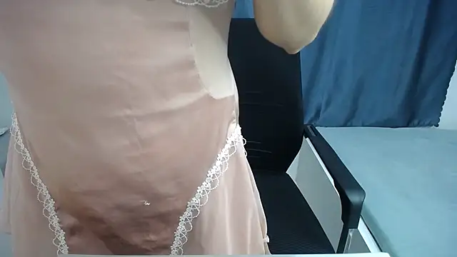 XXX chat uživo modela Linh_sex69