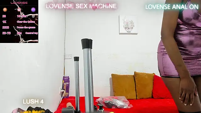 tiharaladys webcam show