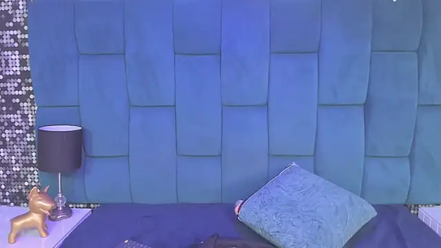 reze_chaw – Live XXX-chat