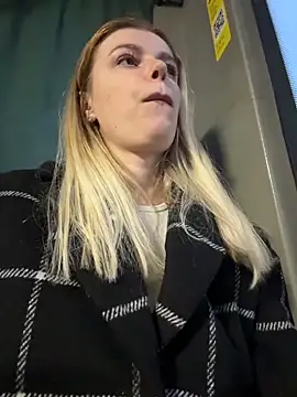 HarrietDart Chat XXX in diretta