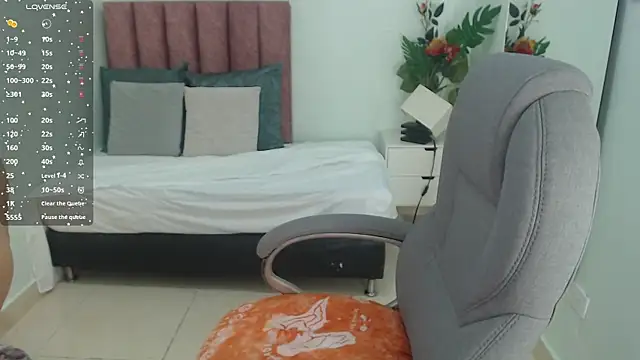 Chat +18 de sophia_hadid ao vivo