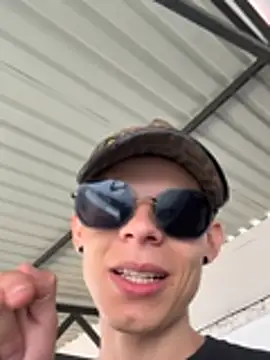 Chat +18 de Daddyrich_632 ao vivo