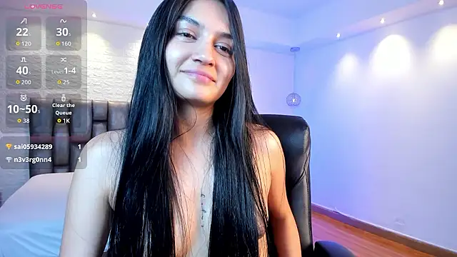 Chat +18 de AidaJones ao vivo