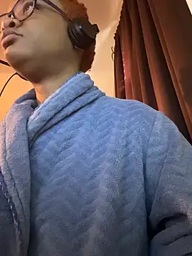 nickytheehawtie 现场XXX聊天