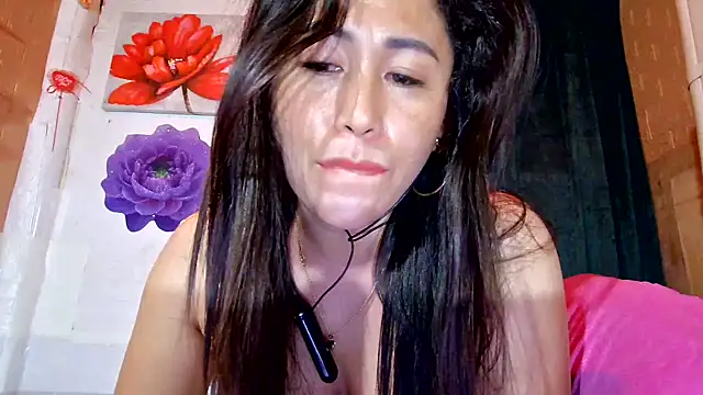 Filipina_Desire Live XXX-Chat