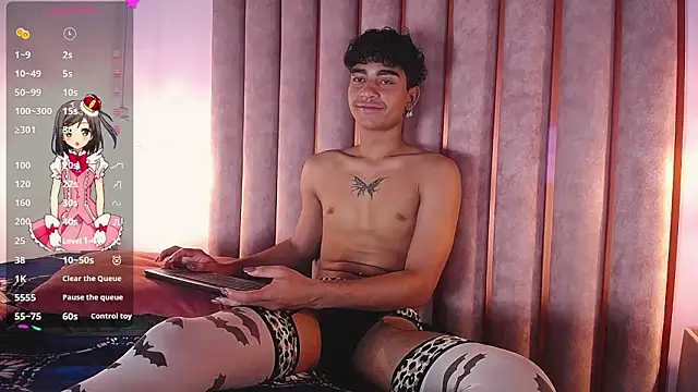 Mike_thomsonnのライブXXXチャット