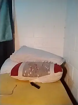 k1oudE's Webcam Show